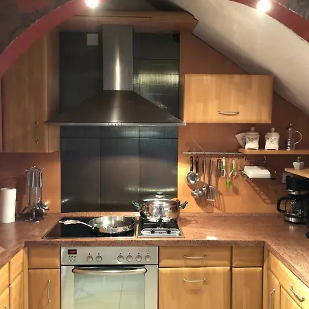 Family's Holiday House ريثيمنو