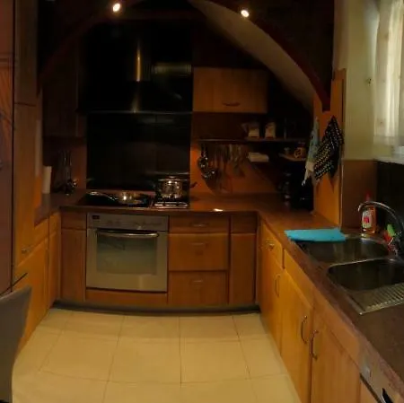 Family's Holiday House